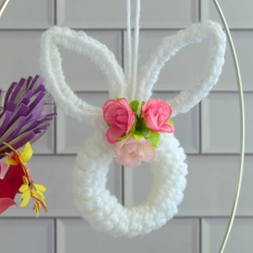 Crochet bunny wreath.