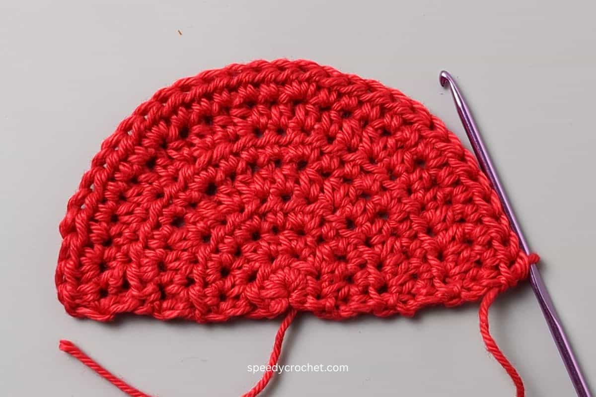 A 7 round half crochet circle.